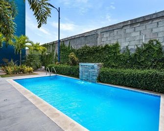 Vista Caribe Luxury Apartment Piscina & Playa - Azua de Compostela - Piscina