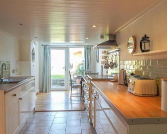 Glenydd New Quay - New Quay - Kitchen