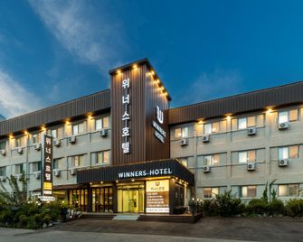 Boeun (Songnisan) Winners Hotel - Boeun - Edificio