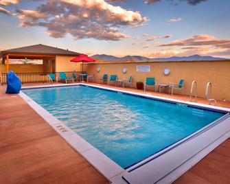 TownePlace Suites by Marriott Missoula - Missoula - Kolam