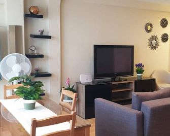 Rooms San Marcos - מדריד - סלון