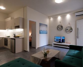 Luxury Apts Heraklion Center - Heraclión - Sala de estar