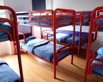 Sheilas Tourist Hostel - Cork - Bedroom