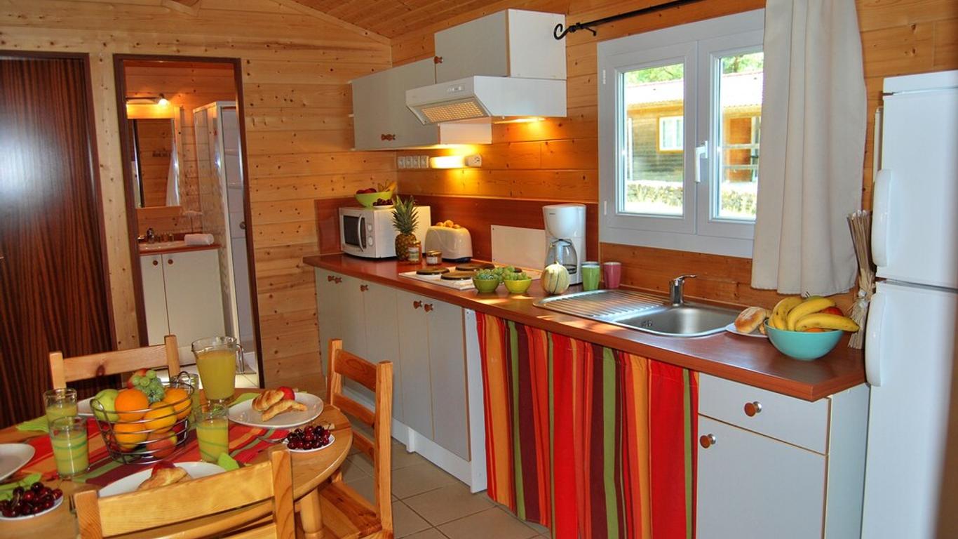 Lagrange Grand Bleu Vacances - Residence Les Ségalières