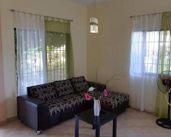 Casa Caleton, Apartment No. 2, Rio San Juan, 4 Pers - Río San Juan - Living room