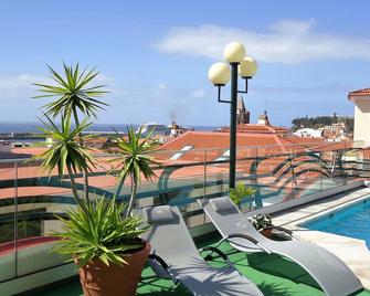 Hotel Windsor - Funchal - Pool