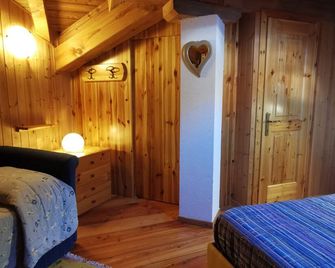 Cogne - Gran Paradiso Chalet La Grivola - Cogne - Schlafzimmer