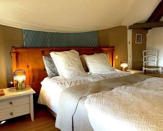 Le Mas de la Soie - Violès