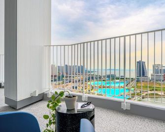 Urbanstay Siheung Geobukseom - Siheung - Balkon