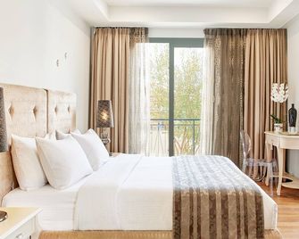 ديوني بوتيك هوتل - بريفيزا - غرفة نوم