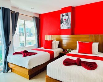 Pj Patong Resortel - Patong