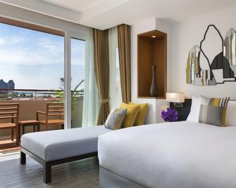 Avani Ao Nang Cliff Krabi Resort - Krabi - Bedroom