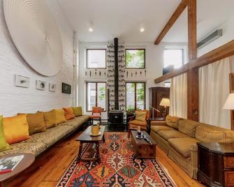 Greenwich Village Loft - Top Floor - High Ceilings - New York - Soggiorno