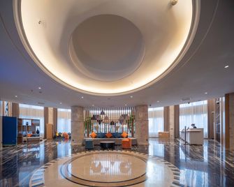 Holiday Inn Express Zhengzhou Guancheng By IHG - Zhengzhou - Lobby