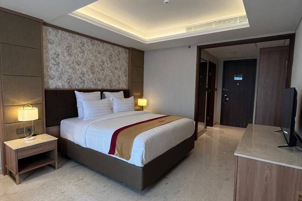 Grand Travello Hotel Bekasi - Cikarang - Bedroom