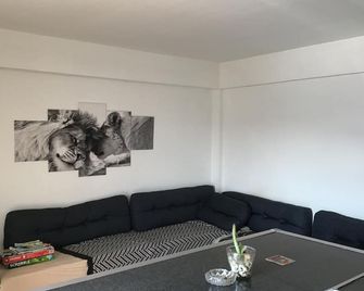 Flat Beach 5 - Calais - Living room