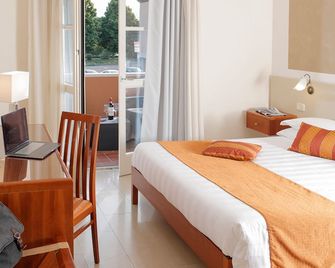 Hotel Michelangelo - Terranuova Bracciolini - Schlafzimmer