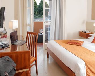 Hotel Michelangelo - Terranuova Bracciolini - Bedroom