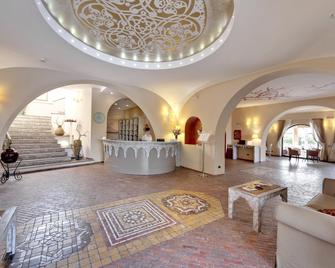 Hotel Garden - Vulcano - Lobby