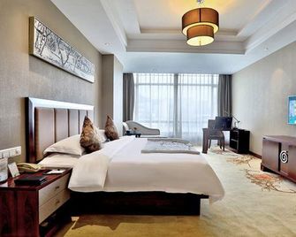 Oriental Hotel (Kaihua Linhu Road) - Quzhou - Bedroom