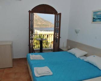 Vouros Palace - Masouri - Habitación