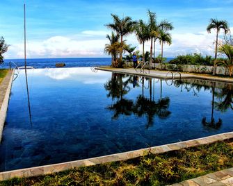 Bravo Resorts - Munting Paraiso - Dauin - Pool