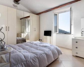 Bilocale Serra - Bonassola - Camera da letto