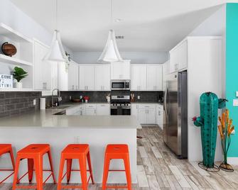 Stunning Centrally Located & Fun 3 Bed Home - 奧斯汀 - 廚房