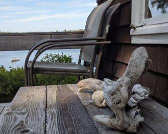 Waterfront Cottage near Bath Maine - Bath - Balkón