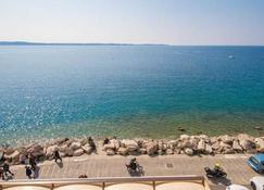 Blue Sea Apartment by Locap Group - Piran - Plaża