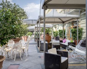 Grand Hotel Tettuccio - Montecatini Terme - Patio