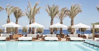Nikki Beach Resort & Spa Santorini - Fira