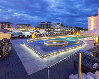 Wyndham Nordelta Tigre Buenos Aires - Tigre - Басейн