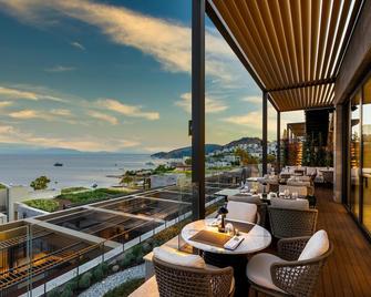 Kaya Palazzo Resort & Residences Le Chic Bodrum - Bodrum - Balcón