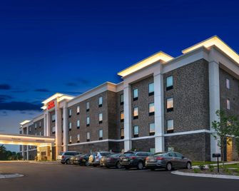 Hampton Inn & Suites St. Paul/Oakdale - Oakdale - Gebouw