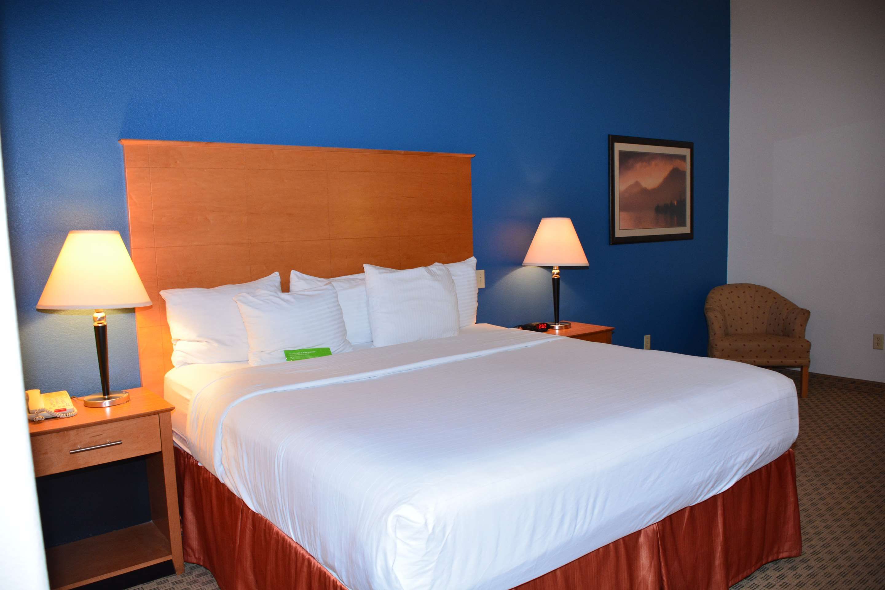 Baymont Inn Suites Brenham 85 1 5 7 Brenham Hotel Deals