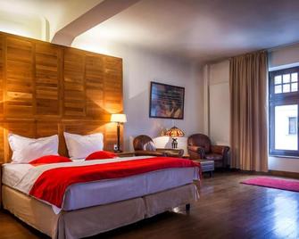 Rembrandt Hotel - Bucharest - Bedroom
