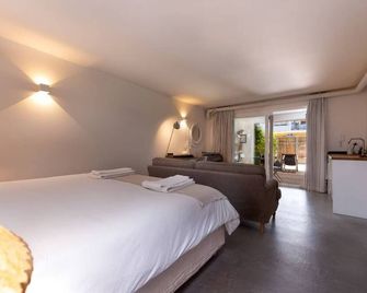 The 98 Place Carcavelos - Carcavelos - Bedroom