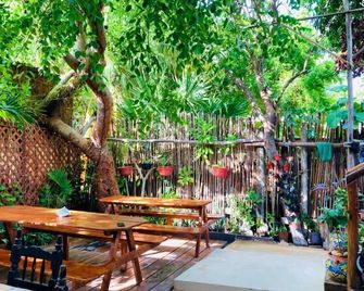 Hostal Holbox House - Holbox - Patio