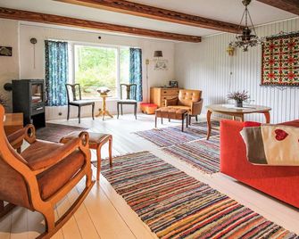 Pet Friendly Home In Hästveda With Wifi - Hästveda - Sala de estar