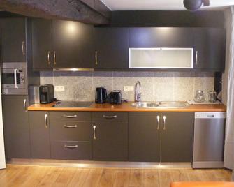 Amosa Liège City Centre Apart Gerardrie 17 - Liège - Kitchen