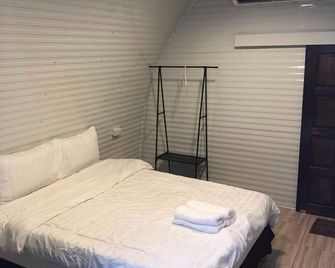 inboxhome resort - Muang Klaeng - Bedroom
