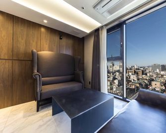 Richwell Hotel - Seoul - Wohnzimmer