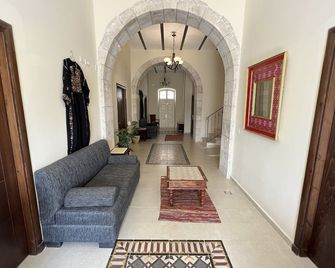 Ma'an lil-Hayat Boutique Hotel - Віфлеєм - Лоббі