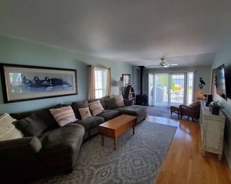 Captivating Chesapeake experience - Perryville - Sala de estar