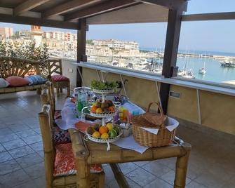 B&b Al Porto Novo - Bisceglie - Balcón
