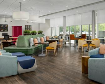 Home2 Suites by Hilton Summerville - Summerville - Lounge
