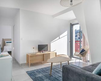 À 50m de la plage, bel appartement sous les toits - Pléneuf-Val-André - Living room