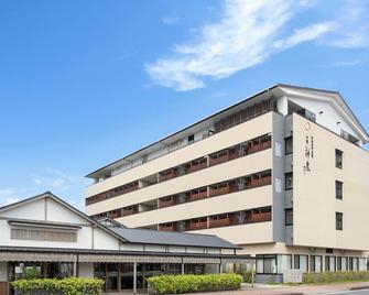 Isegekusando Iseshinsen - איסה - בניין