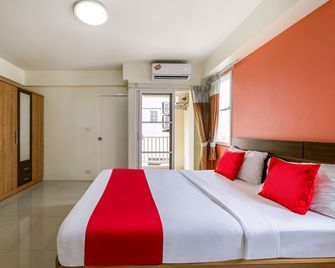 Salin Home Hotel Ramkhamhaeng - Bangkok